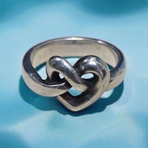 James Avery Sterling Silver Heart Knot ring Size 5.5 sterling silver  5g